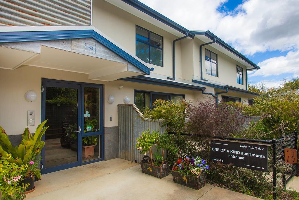 One Of A Kind Apartments Canberra Exterior photo